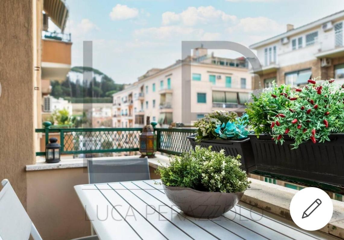 San Pietro Vaticano Family House Apartment Rome Exterior photo